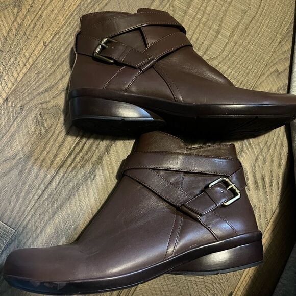 Naturalizer Brown Leather Booties Size 8.5 - Picture 7 of 14